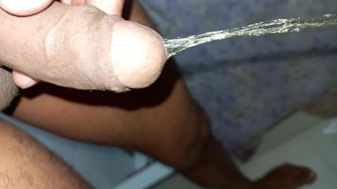 バスルームでのブラジルのワックス脱毛ディック脱毛